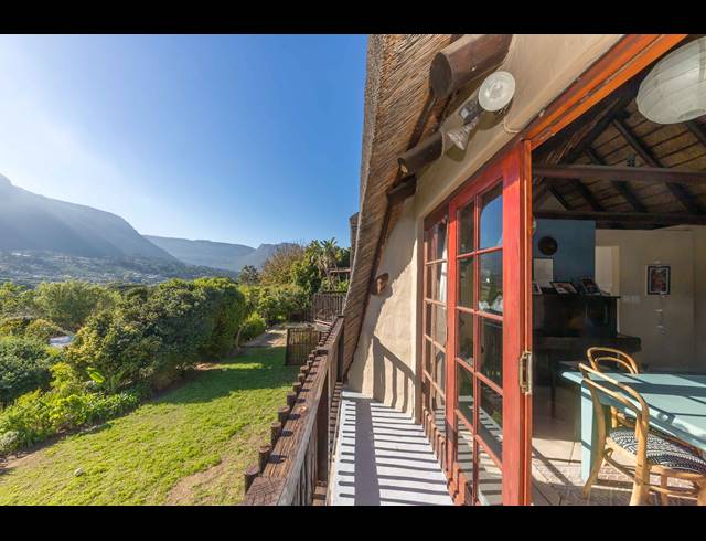3 BEDROOM FREEHOLD TO LET IN THE MEADOWS
